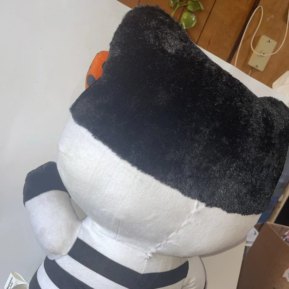 Sanrio Hello Kitty Halloween Cat Burglas Plush Greeter 21